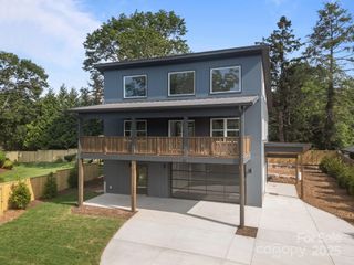 34 Woodrow Avenue, Asheville, NC 28801