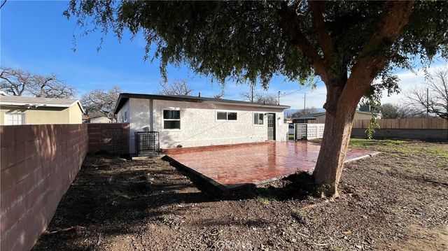 1509 Magnolia Avenue W, San Bernardino, CA 92411