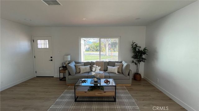 1509 Magnolia Avenue W, San Bernardino, CA 92411