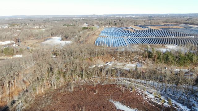 20 Apothecaries Hall Road, East Windsor, CT 06016