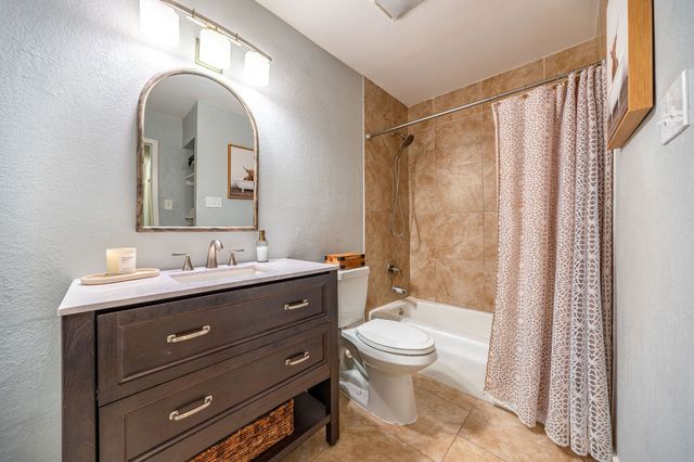 2205 Indian Creek Drive, Irving, TX 75060