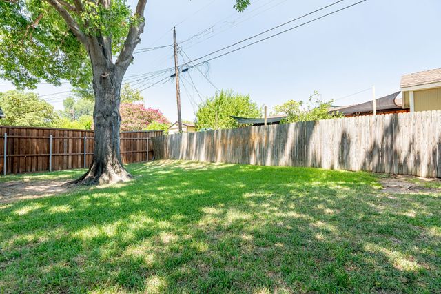 2205 Indian Creek Drive, Irving, TX 75060