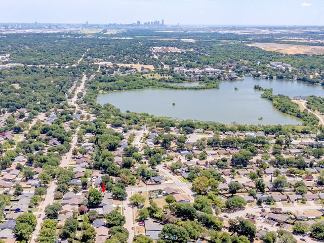 2205 Indian Creek Drive, Irving, TX 75060