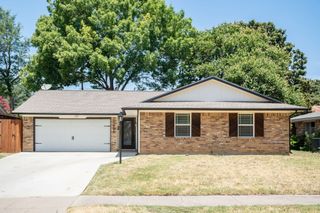 2205 Indian Creek Drive, Irving, TX 75060