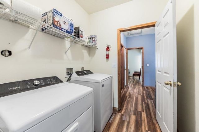 17604 E 3rd Ln, Greenacres, WA 99016
