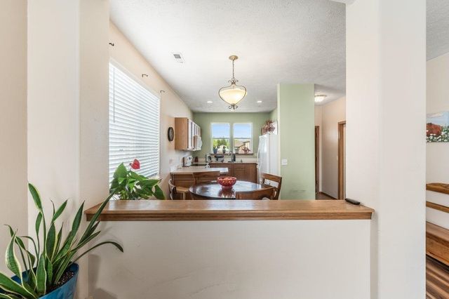 17604 E 3rd Ln, Greenacres, WA 99016