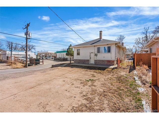 1117 16th St, Greeley, CO 80631