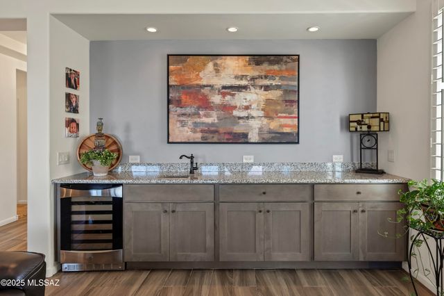 2605 E Josephine View Drive, Green Valley, AZ 85614