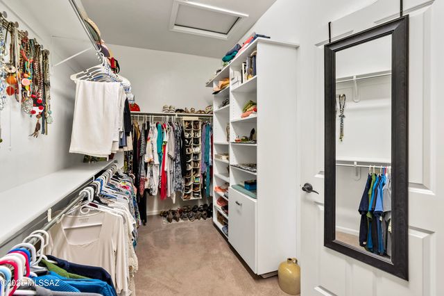 2605 E Josephine View Drive, Green Valley, AZ 85614