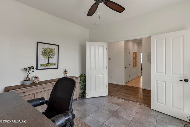 2605 E Josephine View Drive, Green Valley, AZ 85614