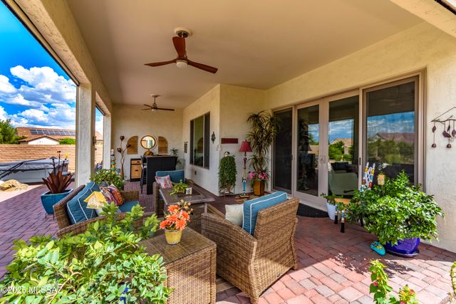 2605 E Josephine View Drive, Green Valley, AZ 85614