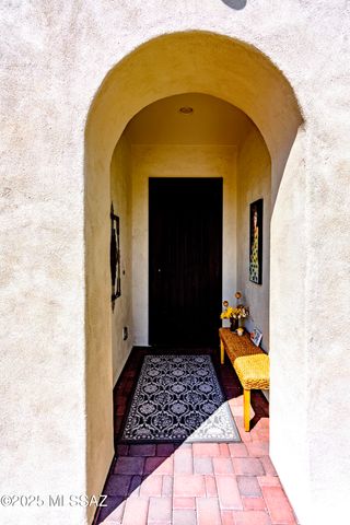 2605 E Josephine View Drive, Green Valley, AZ 85614