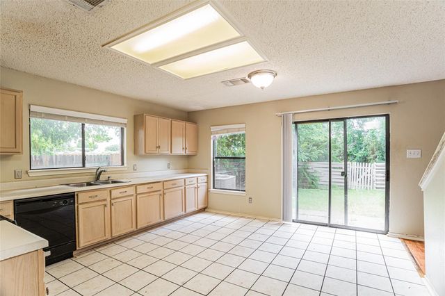 813 Kettering DR, Cedar Park, TX 78613