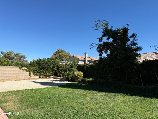 4520 Paseo Hermoso, Palmdale, CA 93551