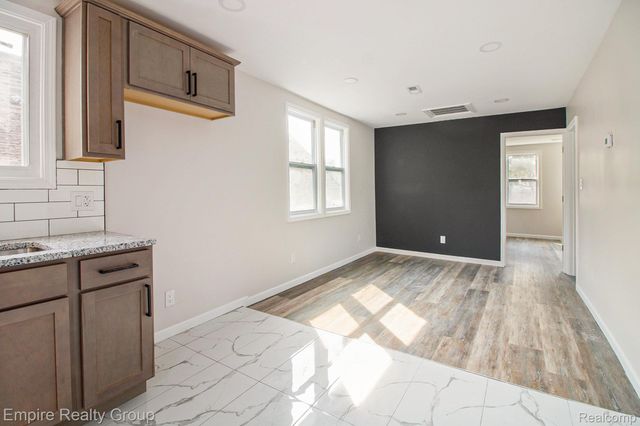8366 Navy Street, Detroit, MI 48209