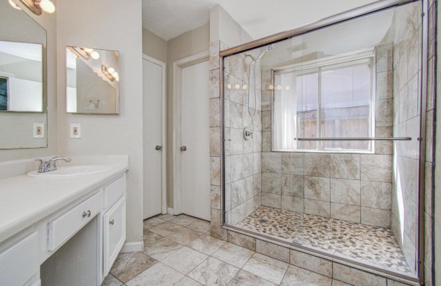 16035 Hollow Rock Drive, Houston, TX 77070