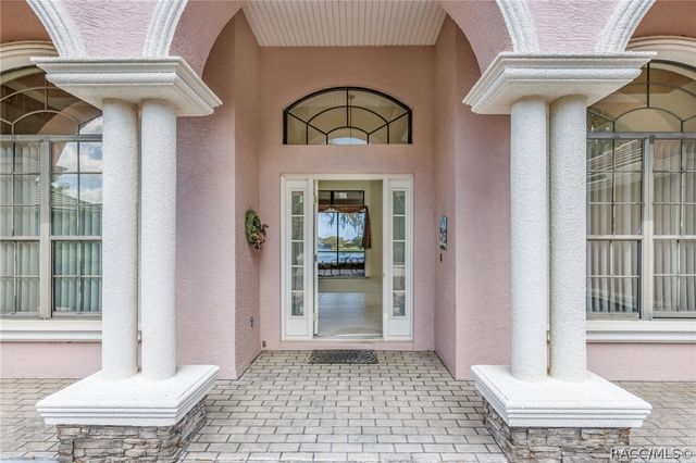 1905 N Eagle Chase Drive, Hernando, FL 34442