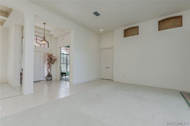 1905 N Eagle Chase Drive, Hernando, FL 34442