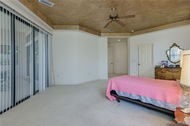 1905 N Eagle Chase Drive, Hernando, FL 34442