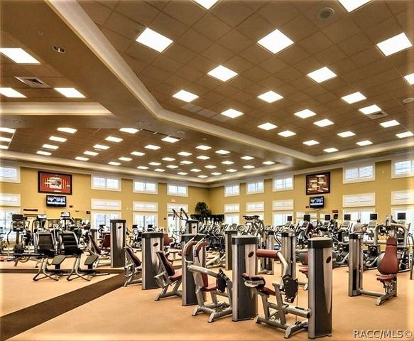 1905 N Eagle Chase Drive, Hernando, FL 34442