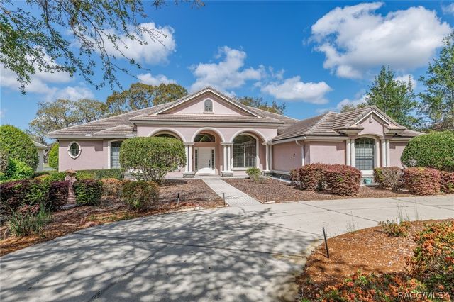 1905 N Eagle Chase Drive, Hernando, FL 34442