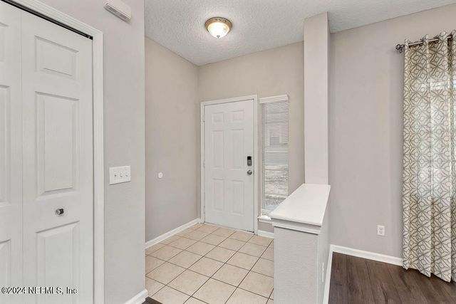 12423 FOREST LAKE Circle N 1, Jacksonville, FL 32225