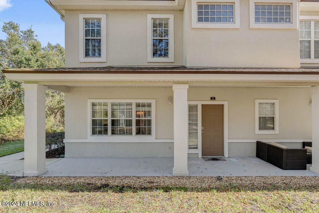 12423 FOREST LAKE Circle N 1, Jacksonville, FL 32225
