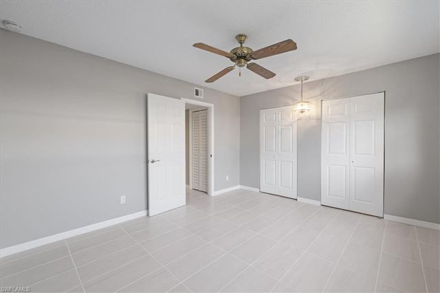 3225 E Riverside DR 63F, Fort Myers, FL 33916