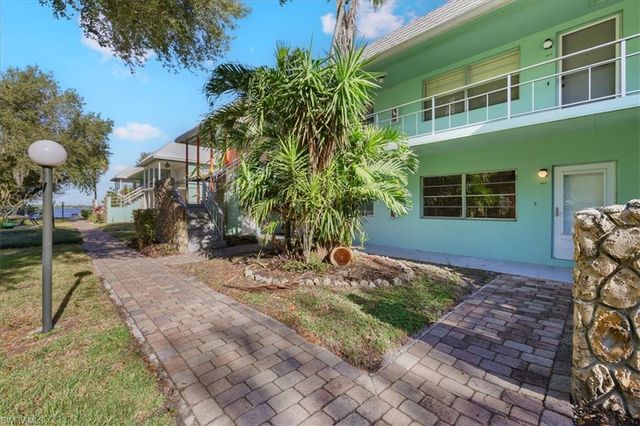 3225 E Riverside DR 63F, Fort Myers, FL 33916
