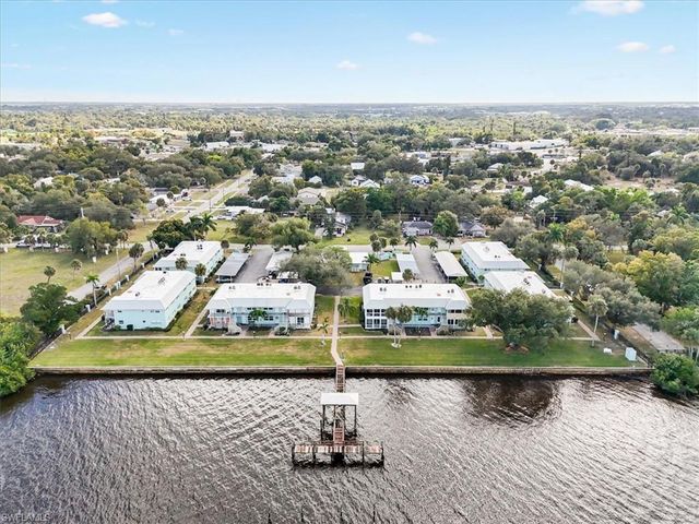 3225 E Riverside DR 63F, Fort Myers, FL 33916