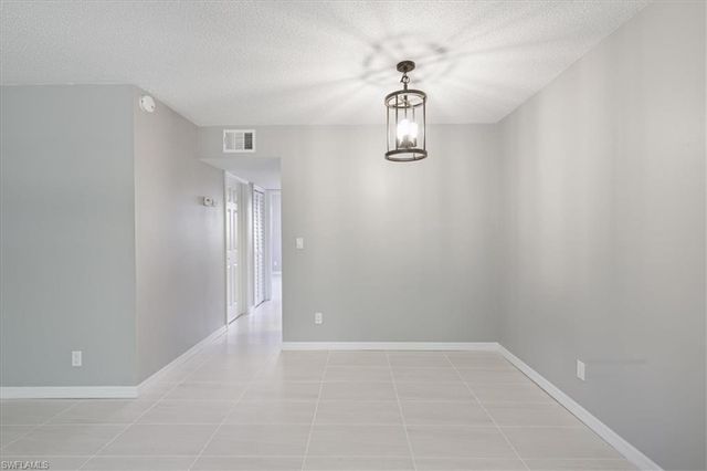 3225 E Riverside DR 63F, Fort Myers, FL 33916