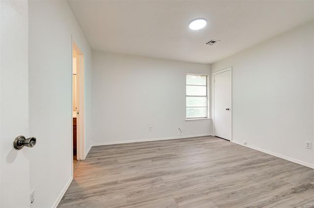 524 Westwood Court 526, Oklahoma City, OK 73127