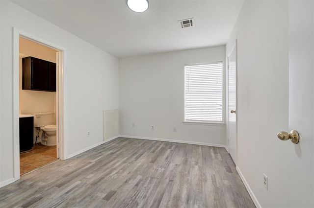 524 Westwood Court 526, Oklahoma City, OK 73127