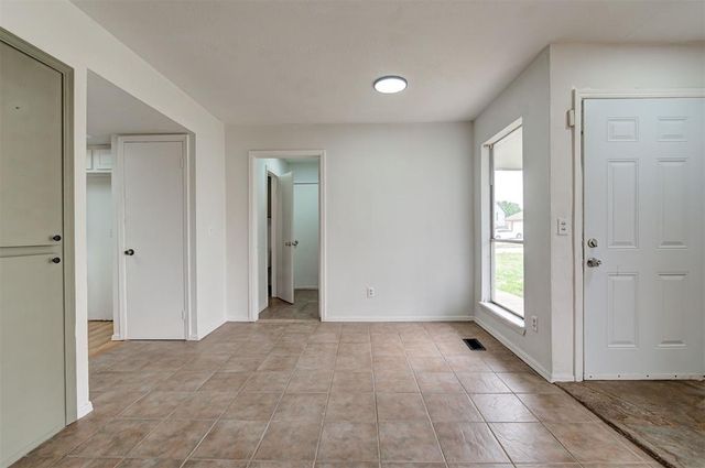 524 Westwood Court 526, Oklahoma City, OK 73127