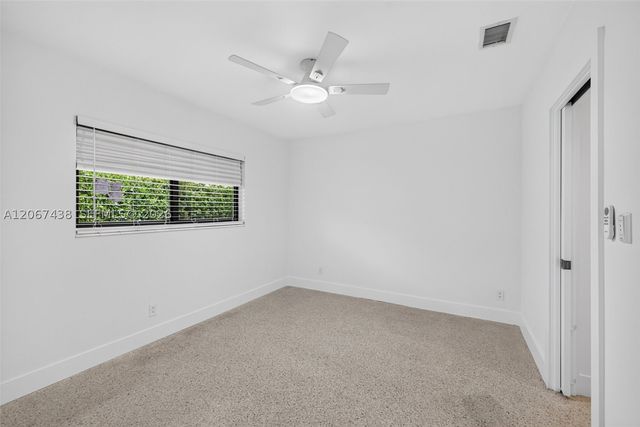 2190 NE 51st Court 105, Fort Lauderdale, FL 33308