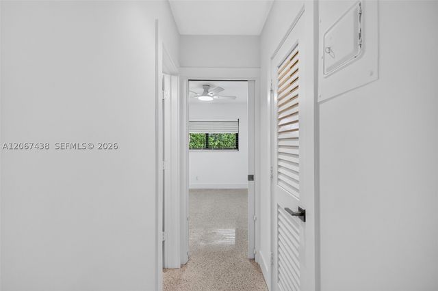 2190 NE 51st Court 105, Fort Lauderdale, FL 33308