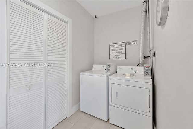 2190 NE 51st Court 105, Fort Lauderdale, FL 33308