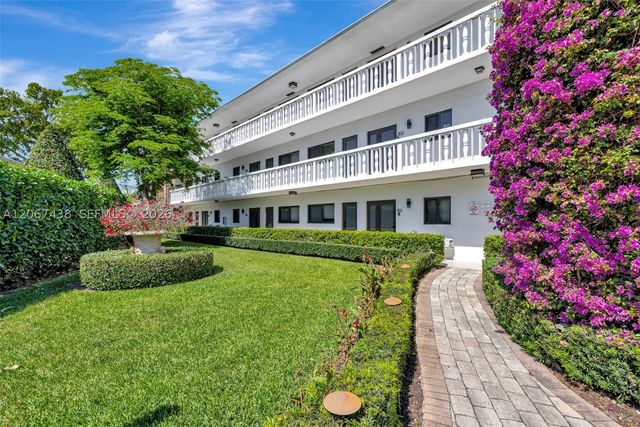 2190 NE 51st Court 105, Fort Lauderdale, FL 33308