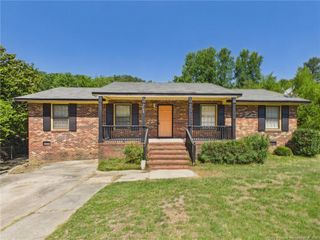 5706 Selkirk Place, Fayetteville, NC 28304