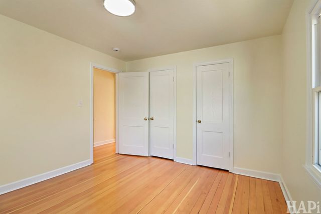 3912 West Avenue W, Mchenry, IL 60050