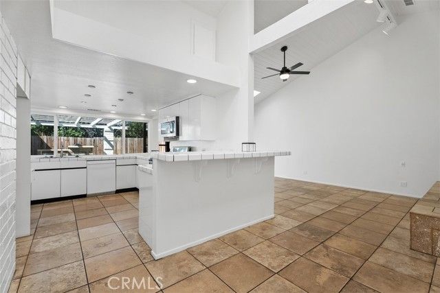 26581 Saddleback Dr, Mission Viejo, CA 92691