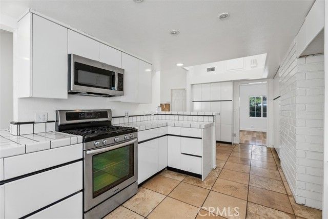 26581 Saddleback Dr, Mission Viejo, CA 92691