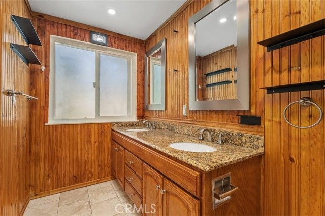 26581 Saddleback Dr, Mission Viejo, CA 92691