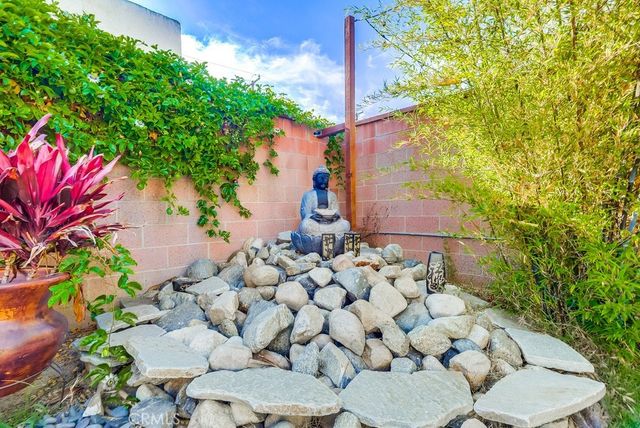2815 E 5th Street, Long Beach, CA 90814