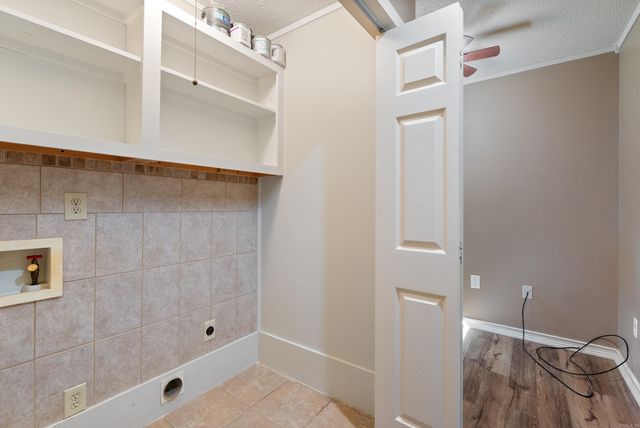 13 Oakdale Dr, Conway, AR 72034