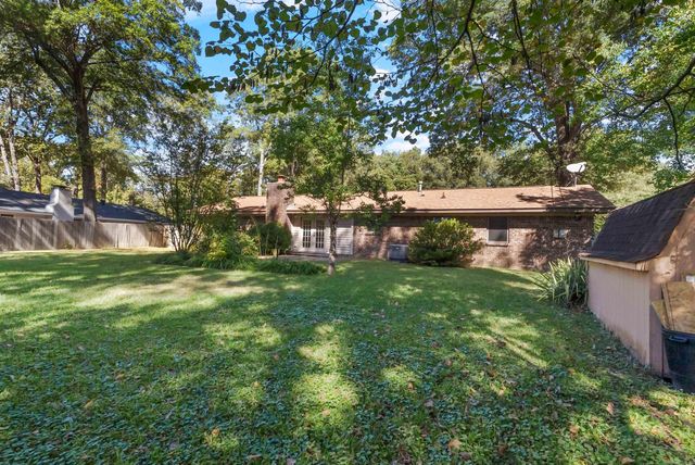 13 Oakdale Dr, Conway, AR 72034