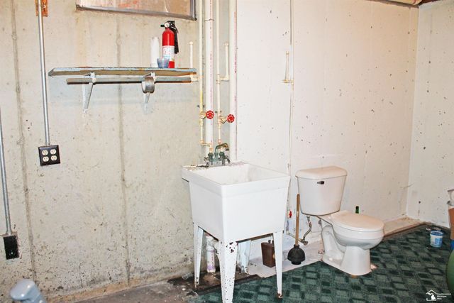 3227 Bluebush Road, Monroe, MI 48162