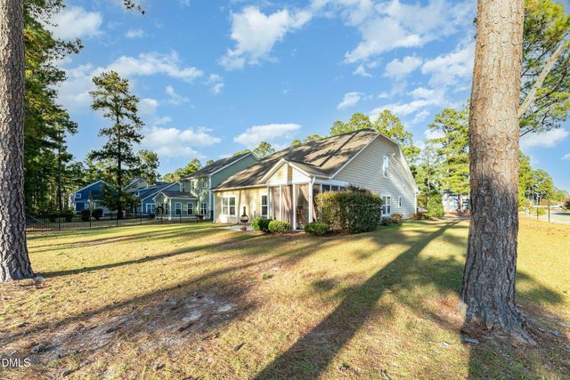 105 Leesville Loop, Aberdeen, NC 28315