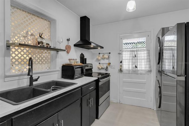 2562 ASHTON ROAD, Sarasota, FL 34231