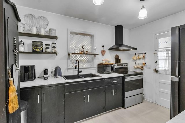 2562 ASHTON ROAD, Sarasota, FL 34231